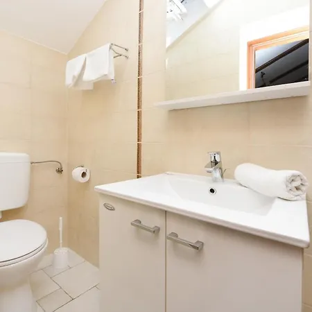 Quince Zadarvillas Вилла Murvica (Policnik)