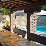 Quince Zadarvillas * Zára